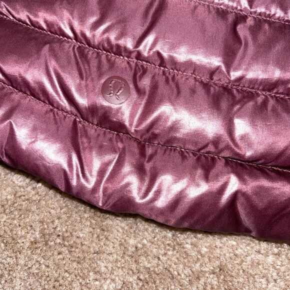 Women’s Lululemon Burgundy Pack it Down Shine Puffer Jacket Bordeaux Drama 2 - Picture 10 of 12